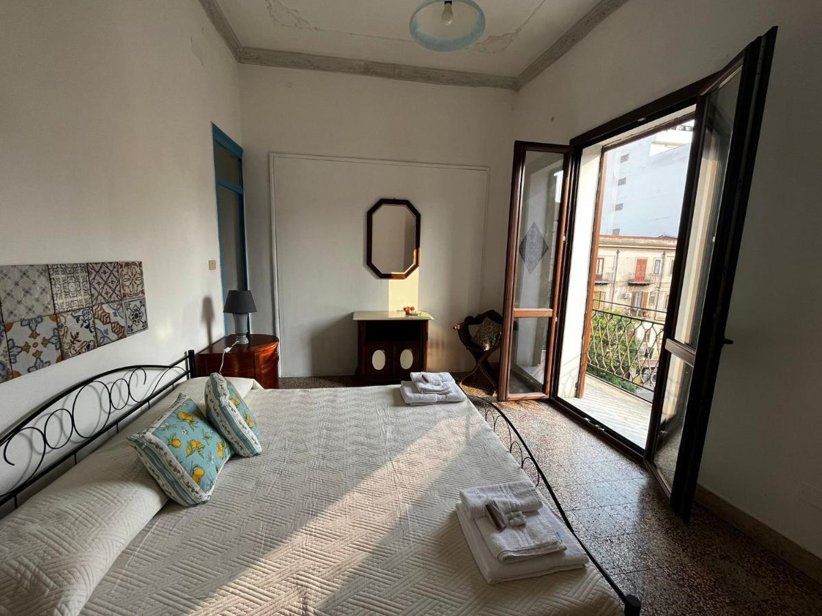 Mille Lire Peppe'S Home 巴勒莫 外观 照片