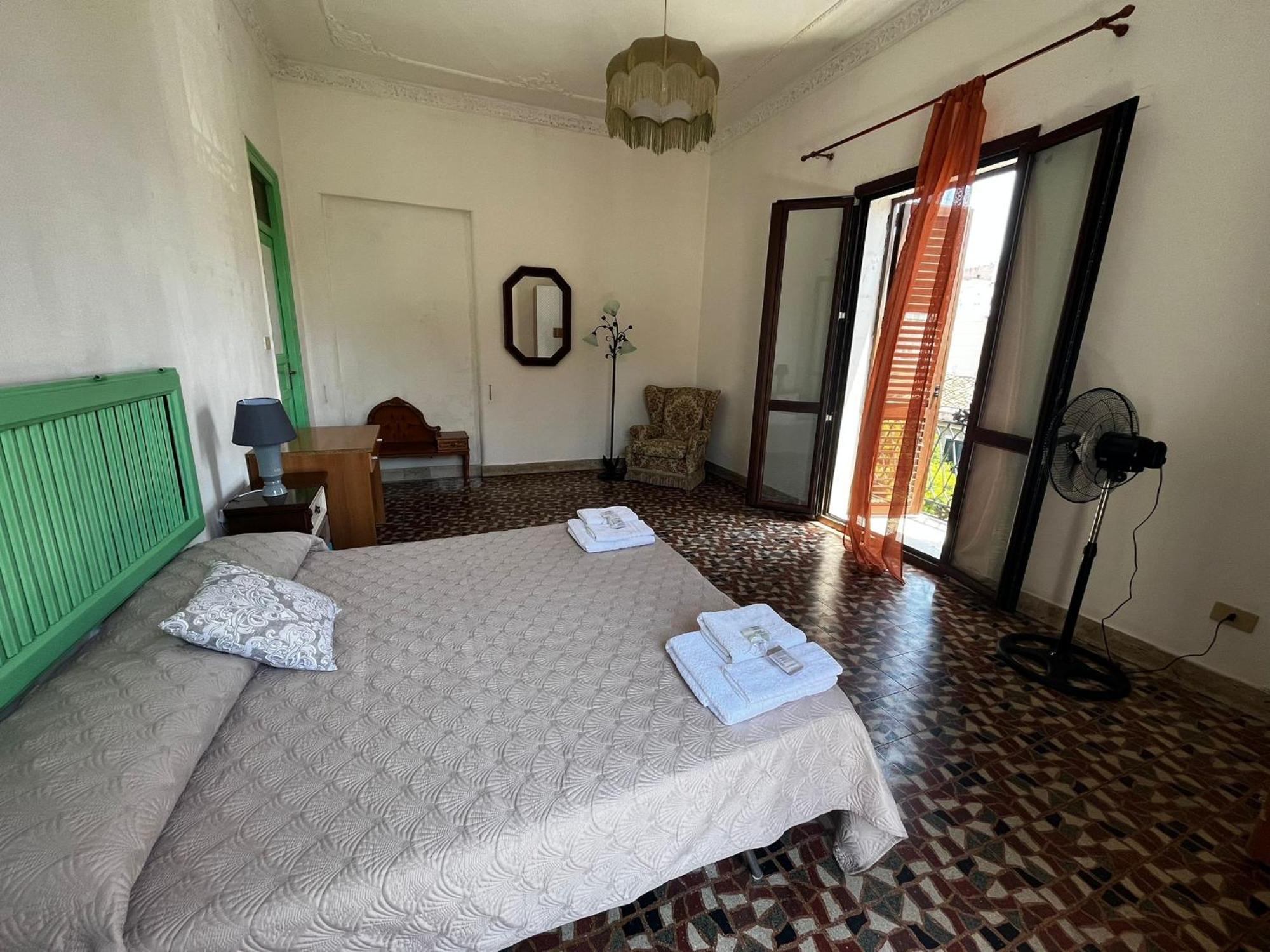 Mille Lire Peppe'S Home 巴勒莫 外观 照片